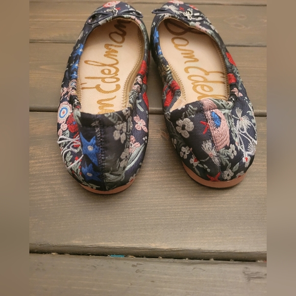 Sam Edelman Black Floral Ballet Flats - Picture 2 of 8